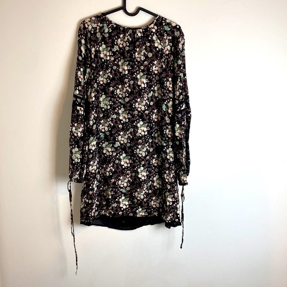 wayf Floral Paisley Print Long Sleeve Shift Dress Wedding Guest - Picture 2 of 5